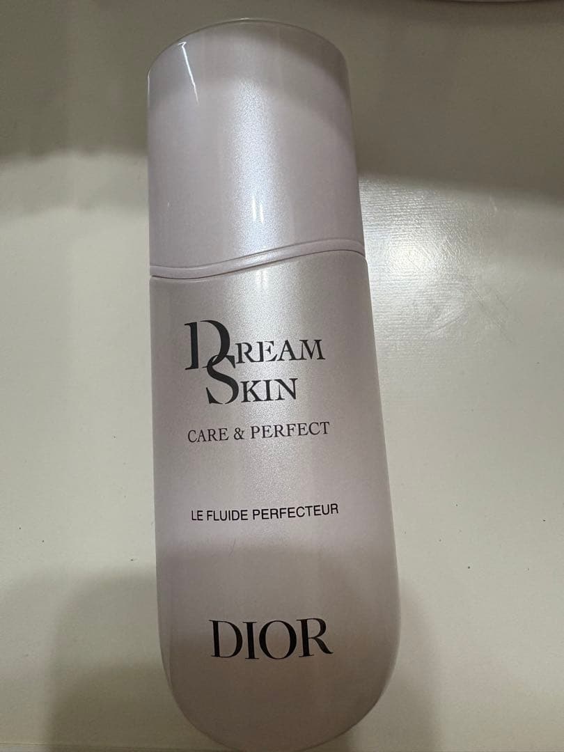 DIOR ドリームスキン乳液50ミリ