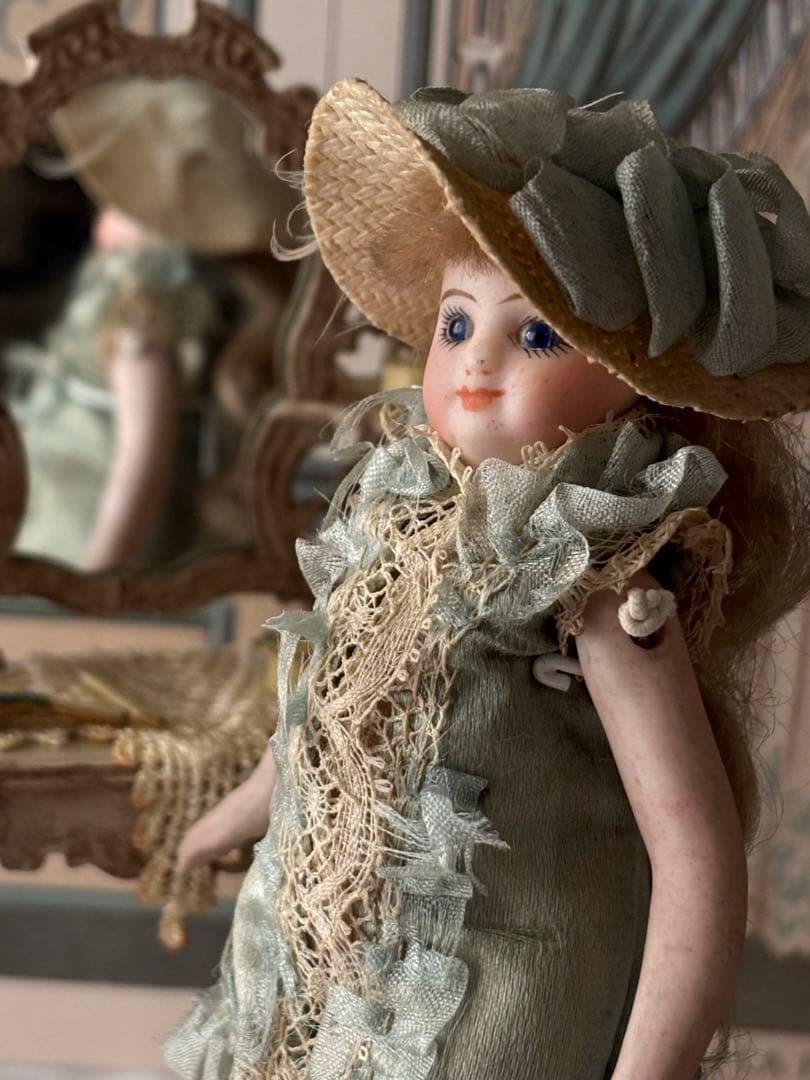 スペシャルアンティーク　フレンチミニョネット