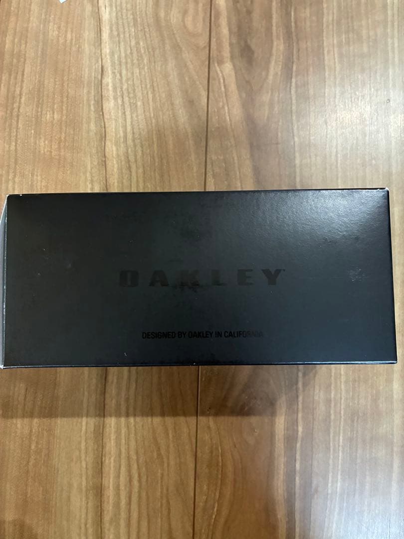 《限定品》OAKLEY サングラス 広島カープモデル