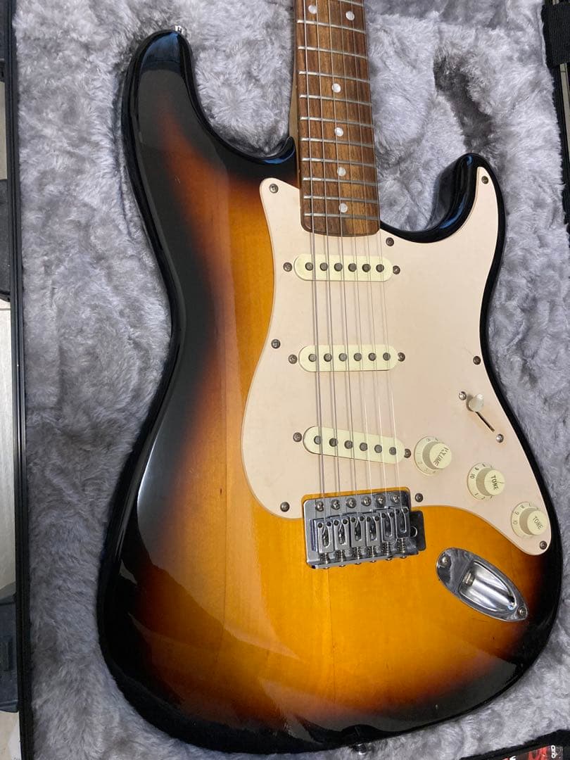 Fender squire ストラトキャスター