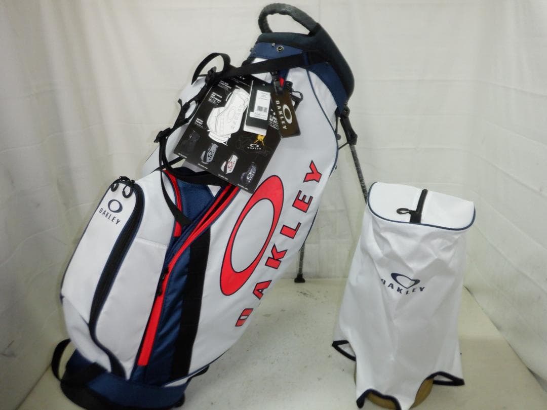 未使用★OAKLEY★オークリー★9.5型★軽量★スタンド(WH×NV×RED)