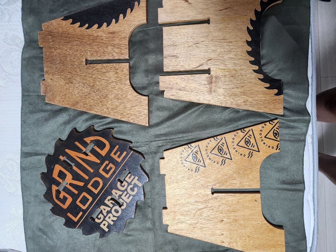 最終価格　GRINDLODGE　グラインドロッヂ　スツール