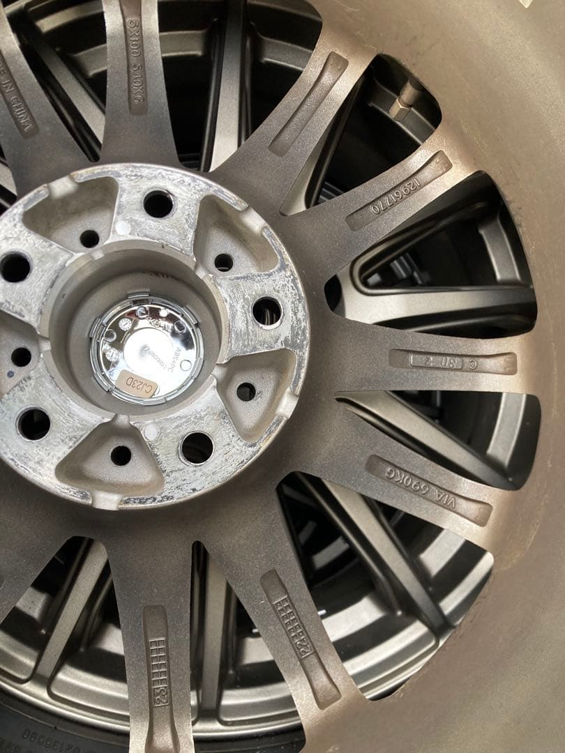 Pirelli 225/65 R17 タイヤ・ホイールセット