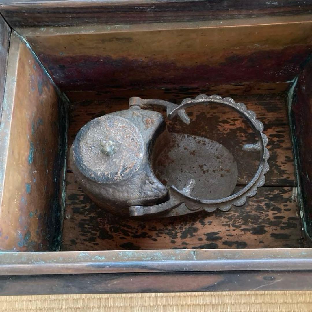 長火鉢　大きめ　五徳付き