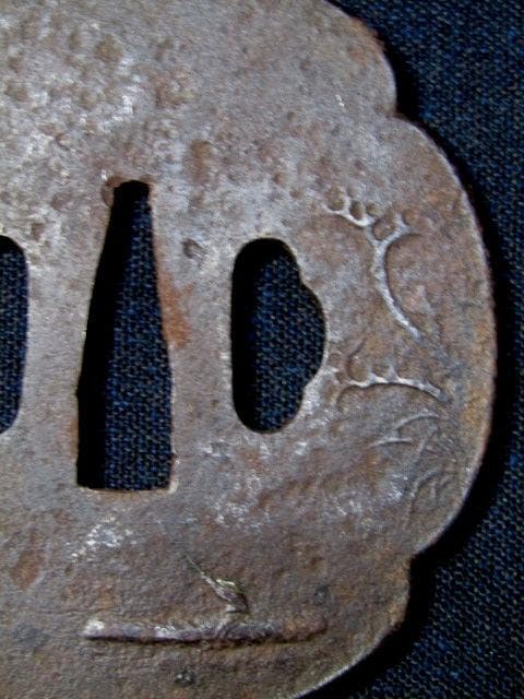 03★武具　刀装具　刀　脇差　鉄鍔　木瓜型　釣り人笠金象嵌　箱付★