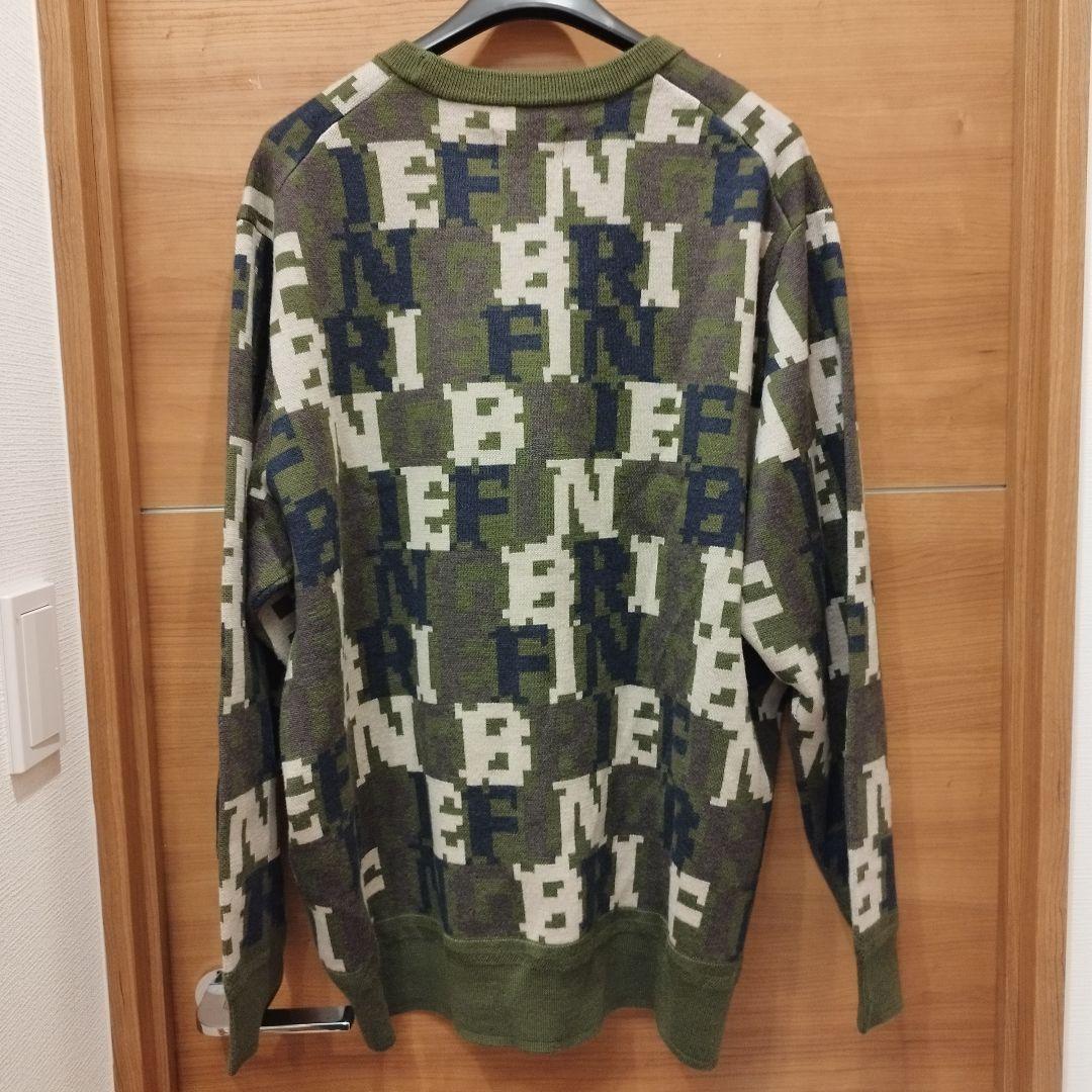 【新品】BRIEFING ブリーフィング オリーブグリーン 文字柄 セーター