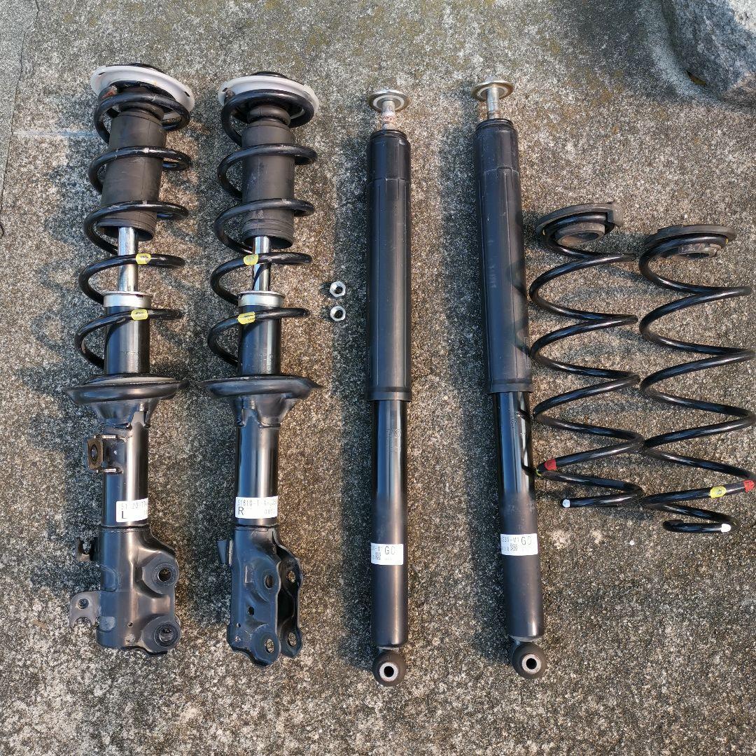 N-BOX HONDA JF3 ショックアブソーバー 前後セット　前期　カスタム