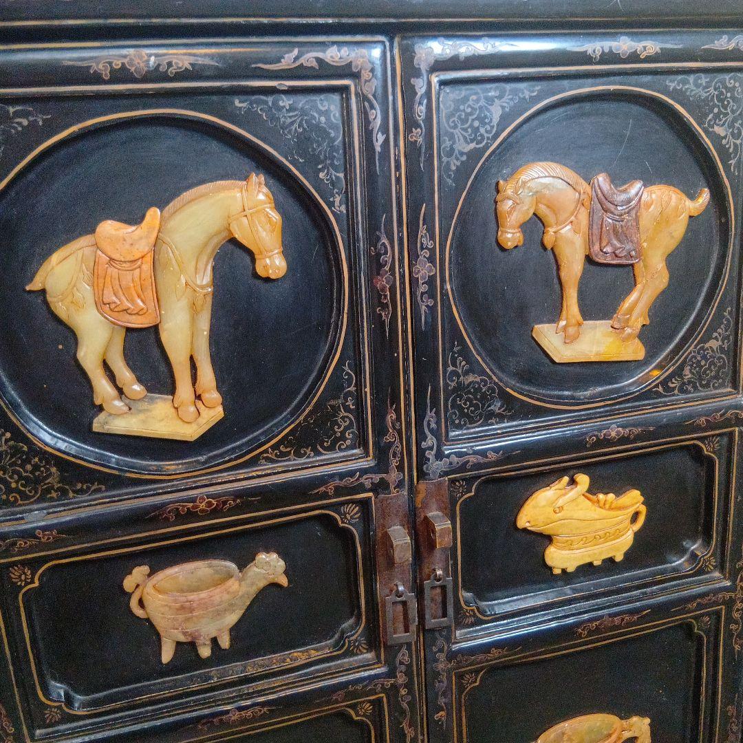 時代物　中国家具　玉入漆金彩キャビネット　アジアン家具