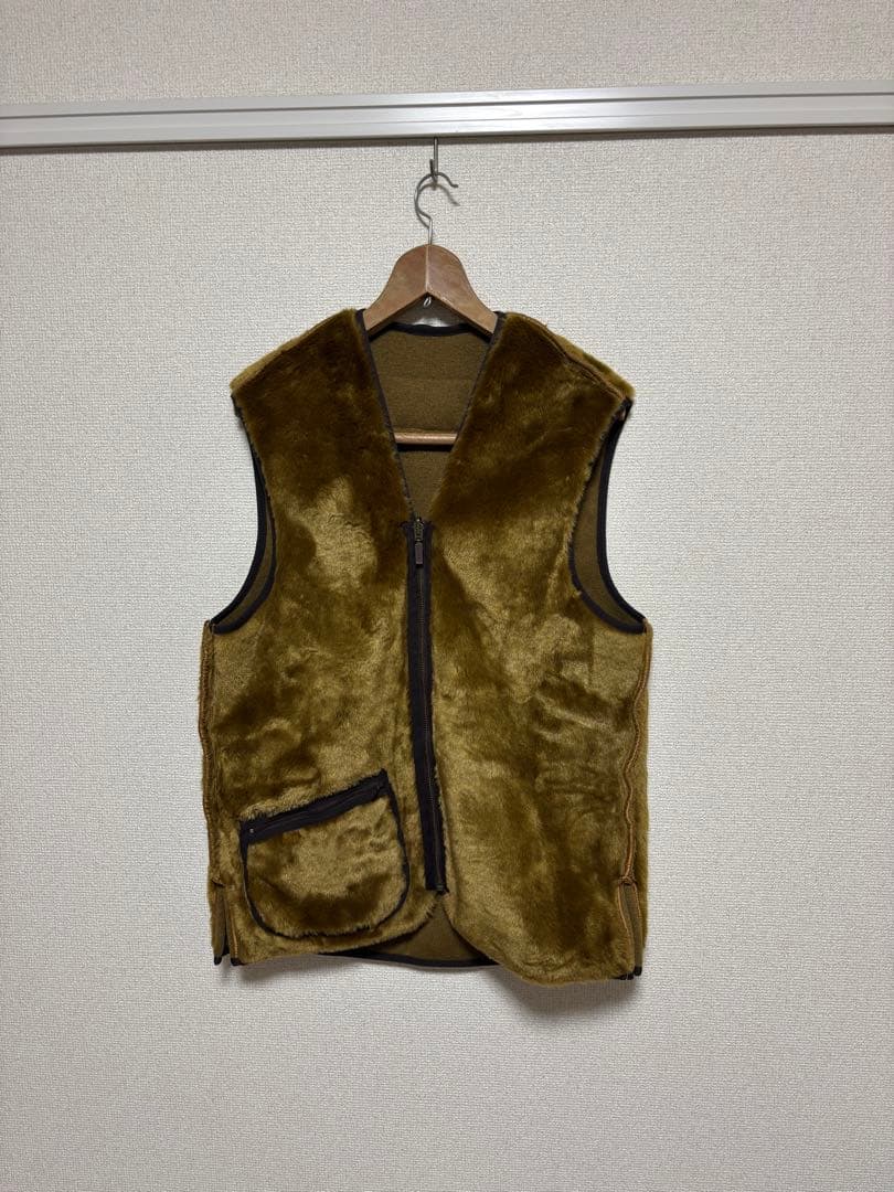 Barbour フロントジップ ファー ライナー ベスト　38