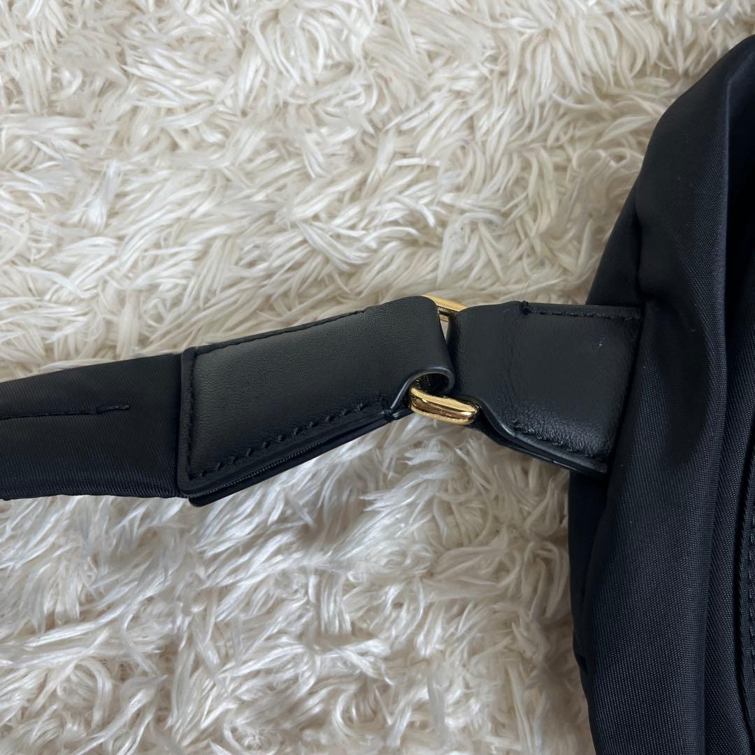 美品✨TUMI トゥミ　ナイロン　クロス　ボディバッグ　ゴールド金具