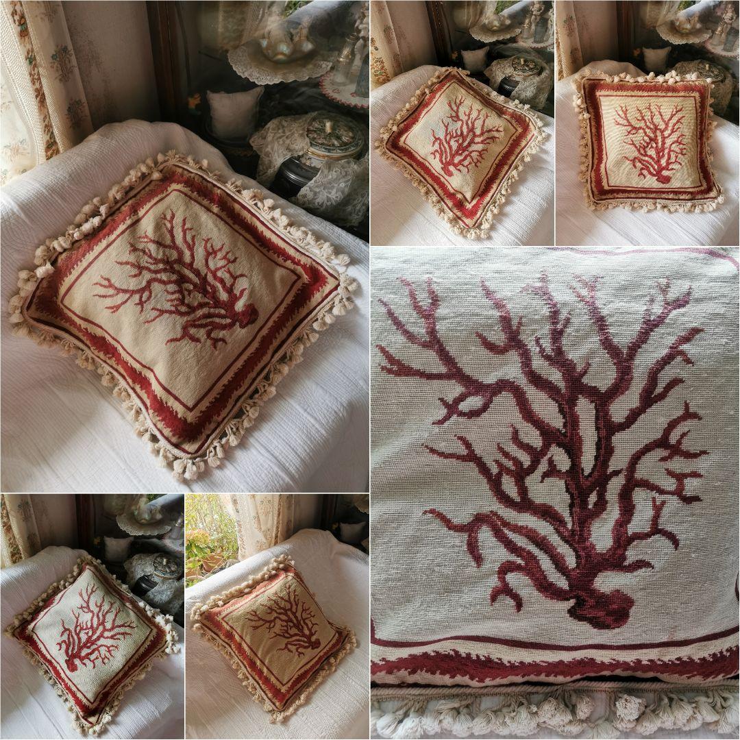 アンティークフランス コーラル 赤珊瑚オービュッソン織タッセル付クッションカバー