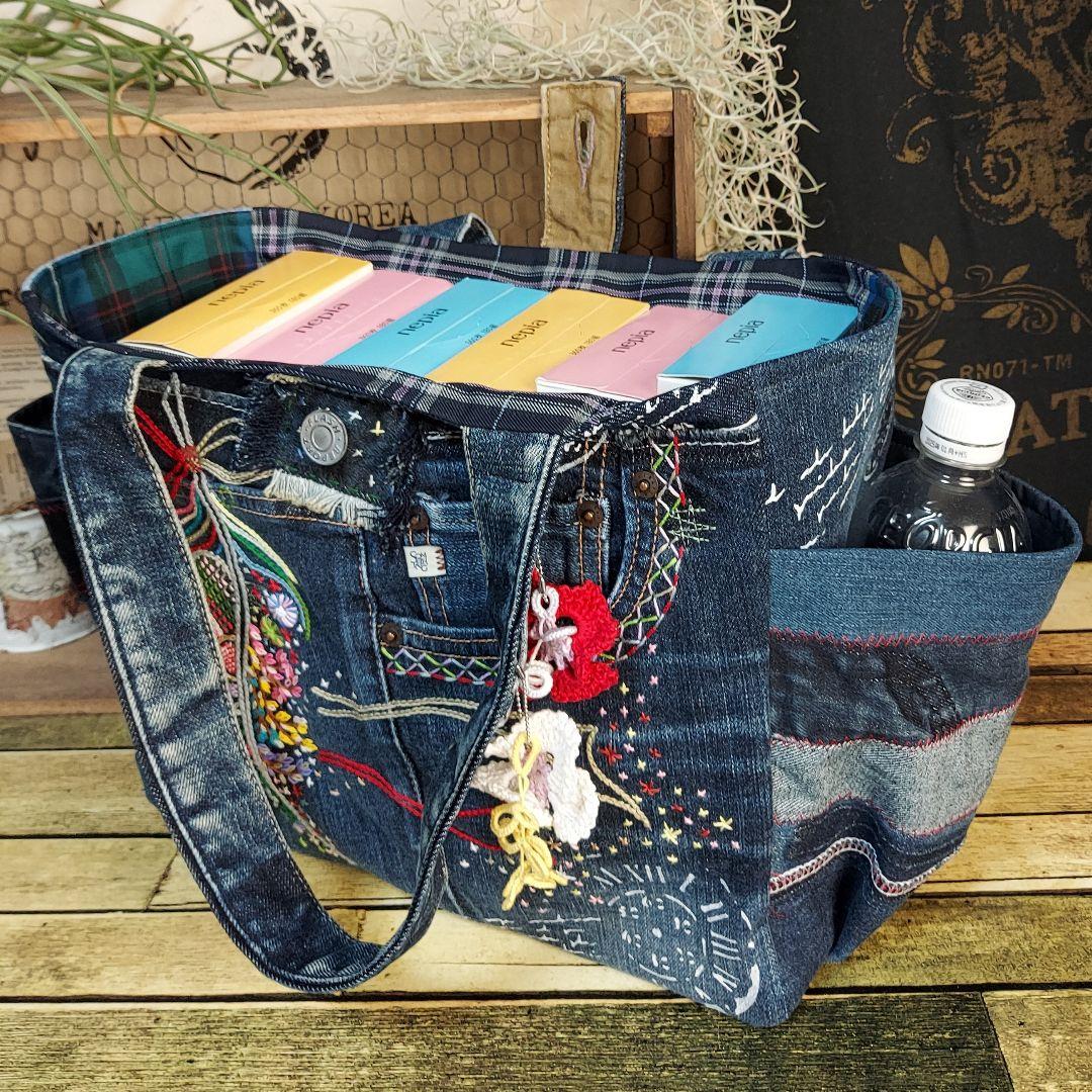 【ぽこぽん】大きな刺繍デニムバック　No.637　デニムリメイク