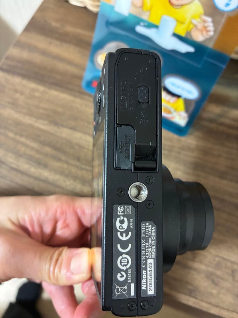 Nikon P310 動作確認済み　画面傷あり　現像には支障なし