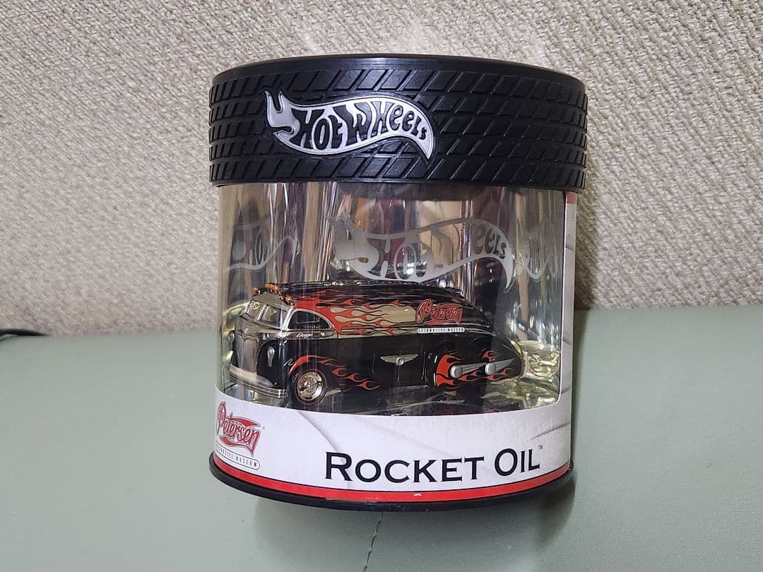 Hot Wheels Rocket Oil 限定版ミニカー