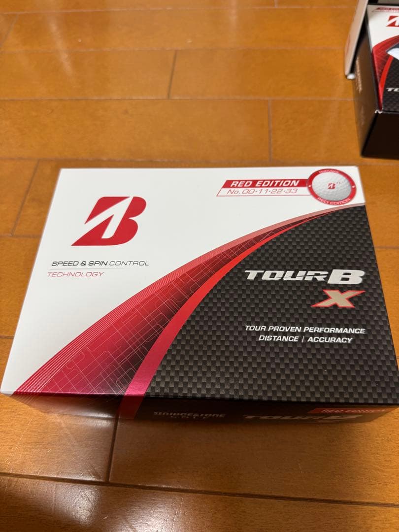 TOUR B X RED EDITION ゴルフボール