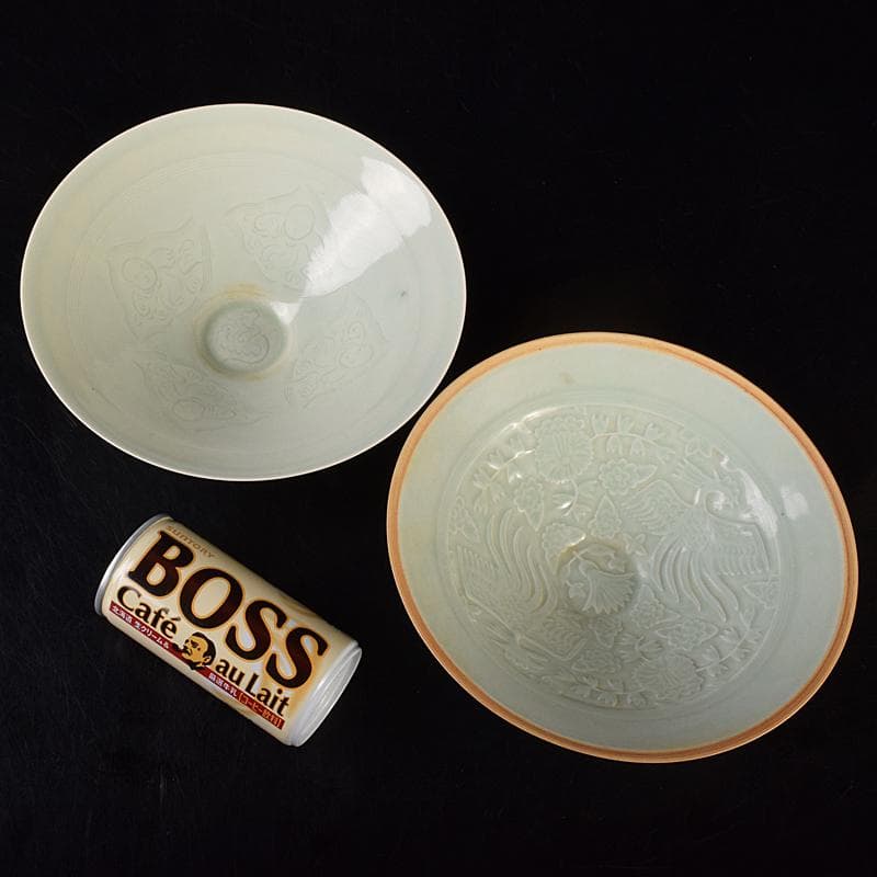 中国　影青　青白釉　陽刻　鳳凰花文　唐子文　鉢　2点　時代箱付　M　R7779