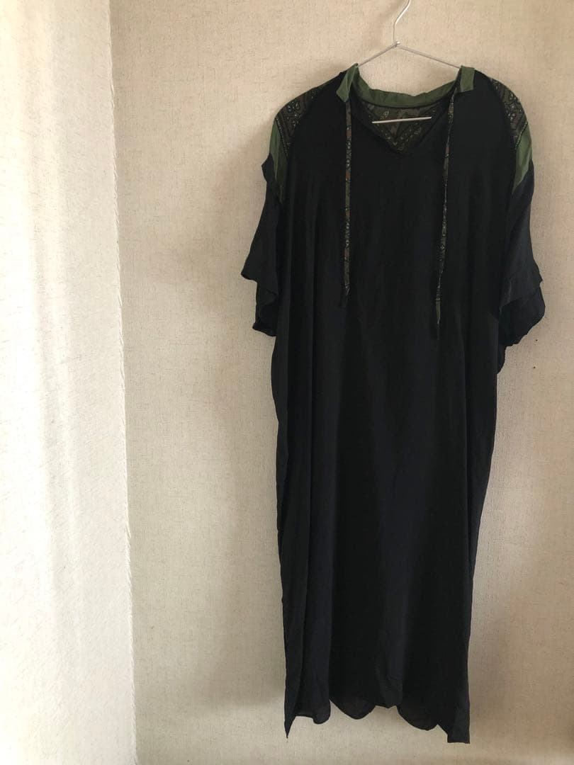 toss! スカーフ　ワンピース