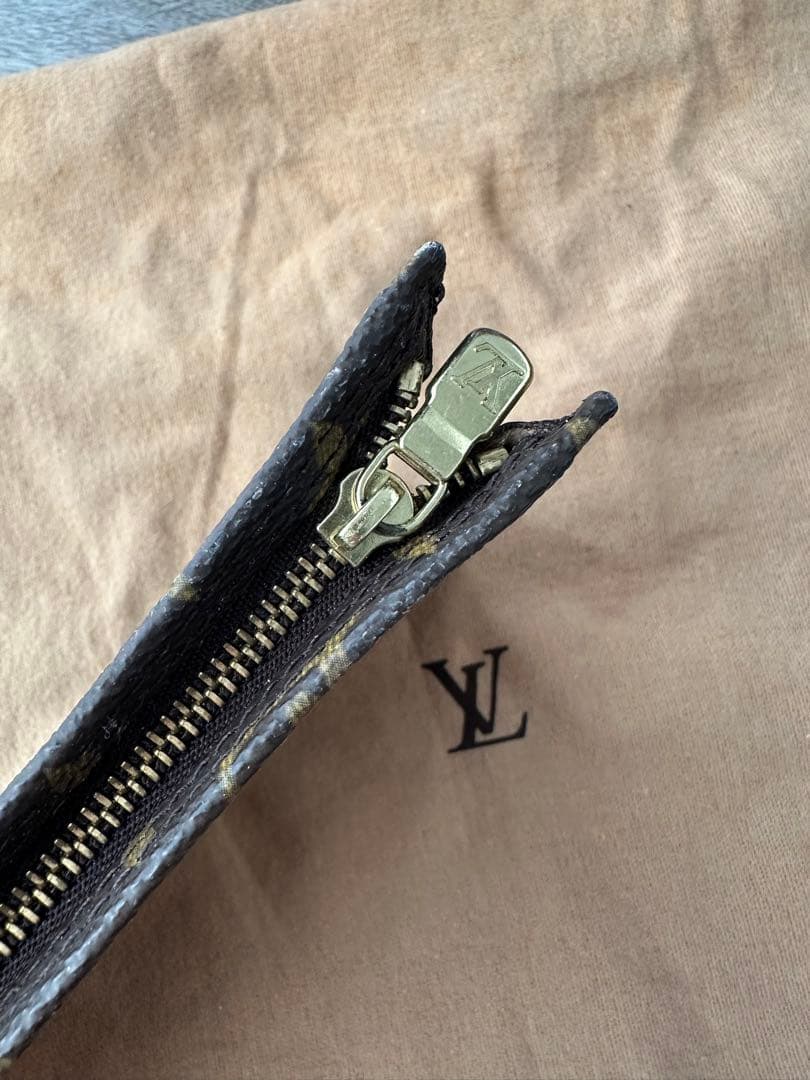 Louis Vuitton トートバッグ ポーチ付き