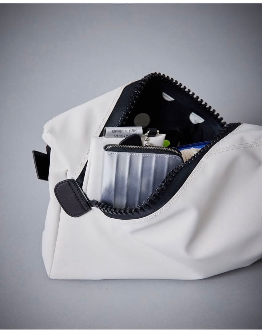 ☆ごろ丸☆イアパピヨネ×KAWAKAWA コラボ　15bisボディバッグ