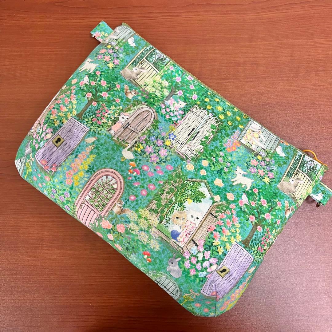 yukiemonハンドメイド　30㎝たっぷりフリルショルダーバック　⑩