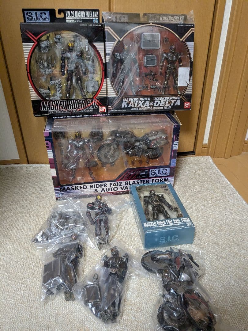 日*4様 S.I.C. 仮面ライダー4体セット　他　まとめ