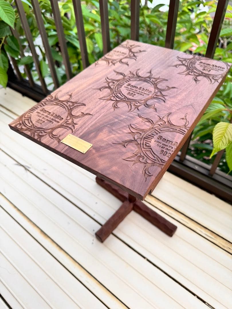 ソマビトと802productsの天板、Damage mark ウォールナット脚