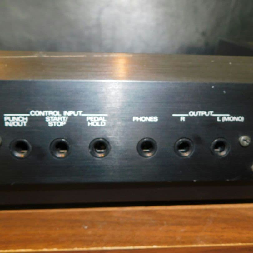 Roland ローランドD-20 シンセサイザー ハードケース付 ジャンク