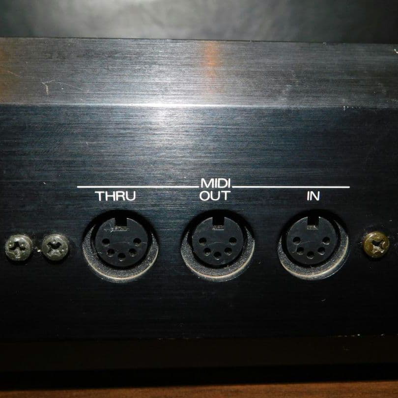 Roland ローランドD-20 シンセサイザー ハードケース付 ジャンク