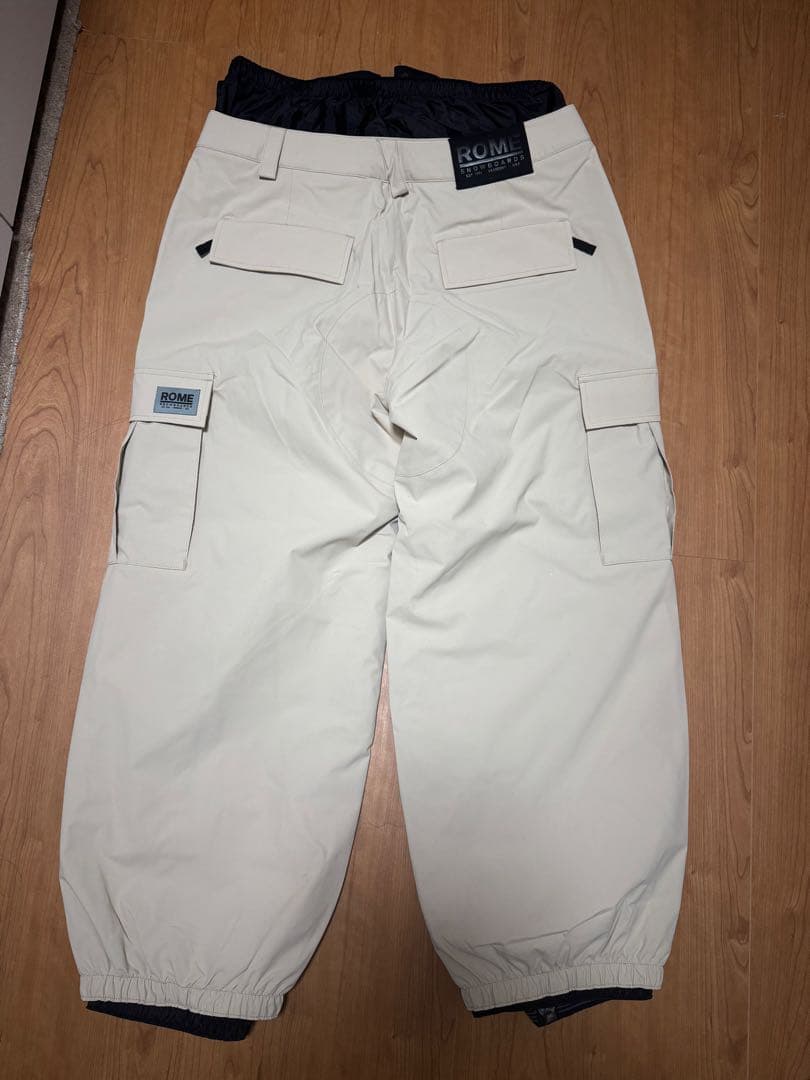 ROME スノーボード カーゴパンツ クリーム色