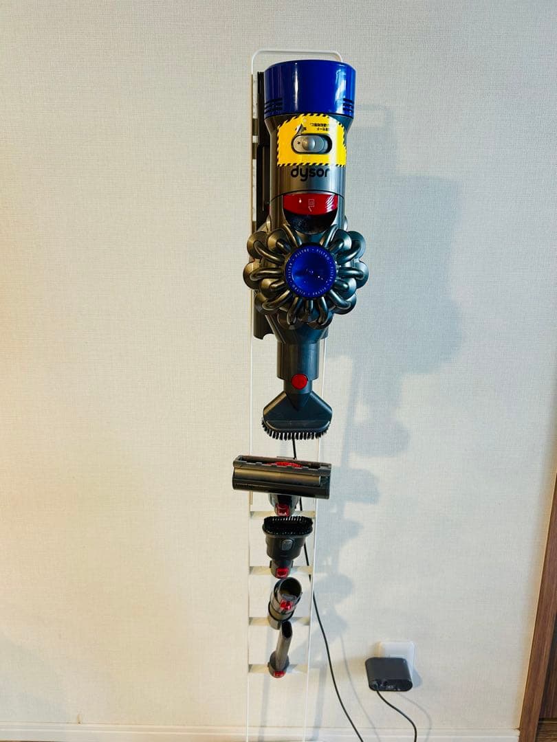 【即日発送】ダイソン V8 Absolute スタンド・付属品完備