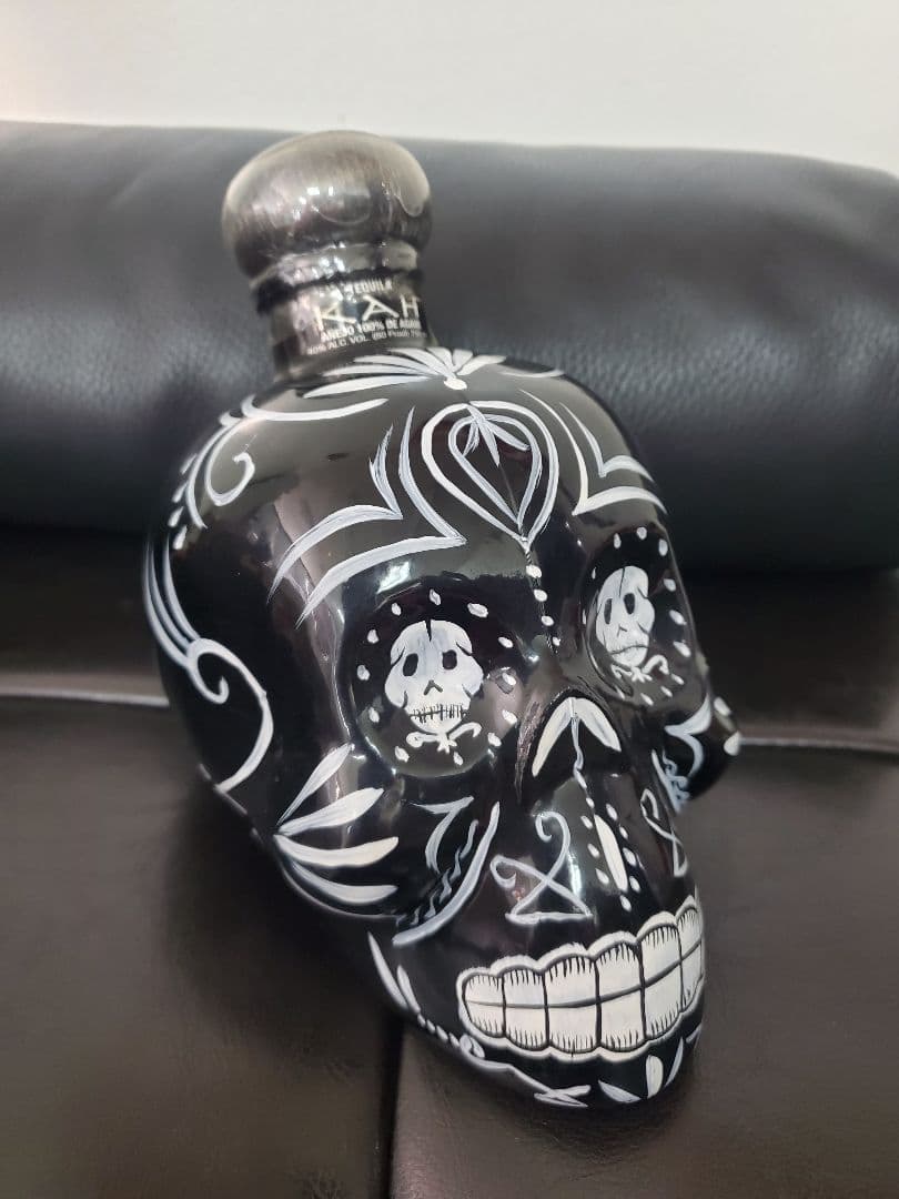 テキーラ　カー 　アネホ　750ml 40%　kah anejo