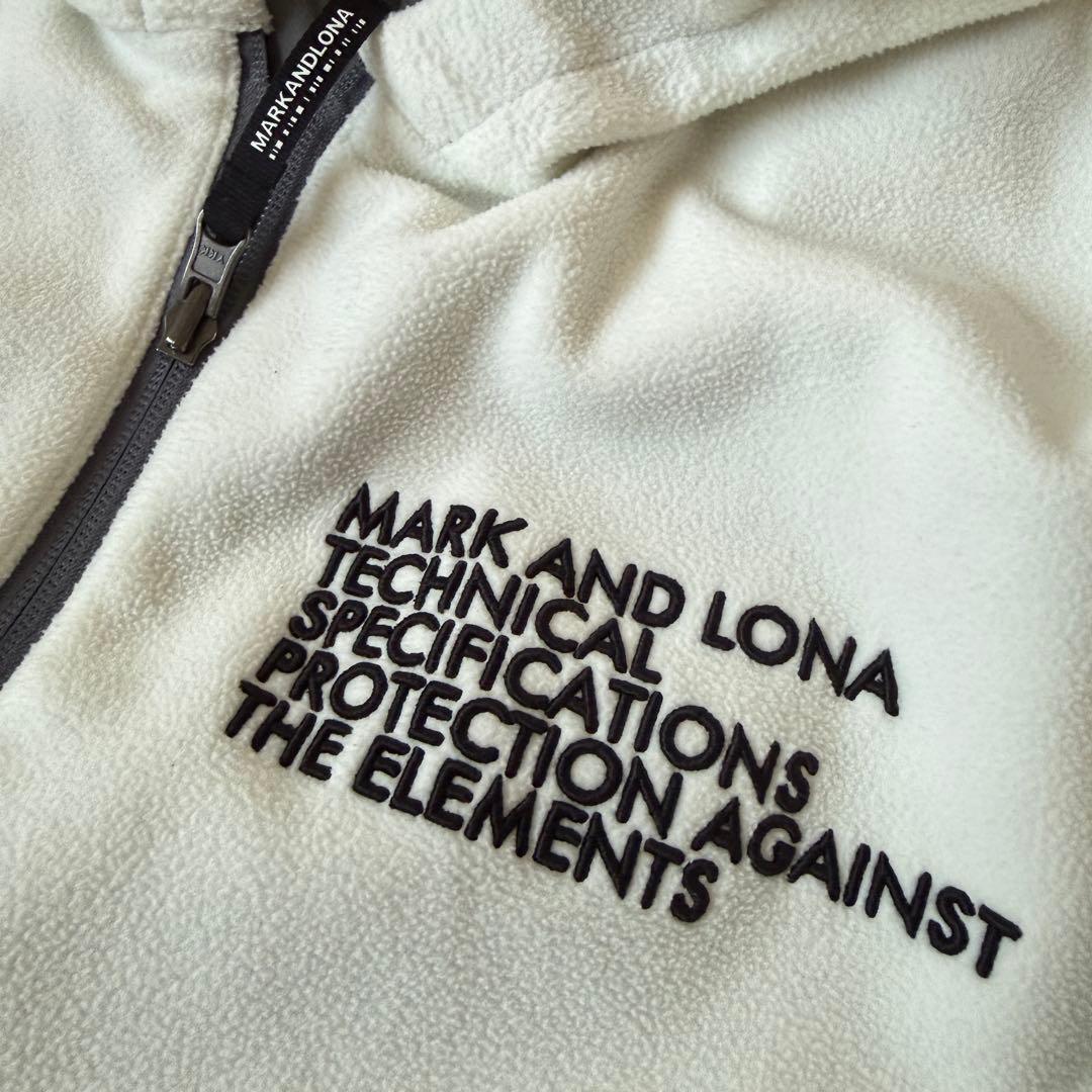 現行タグ　マークアンドロナ　ジャケット　リバーシブル　XL〜XXL ブルゾン　白