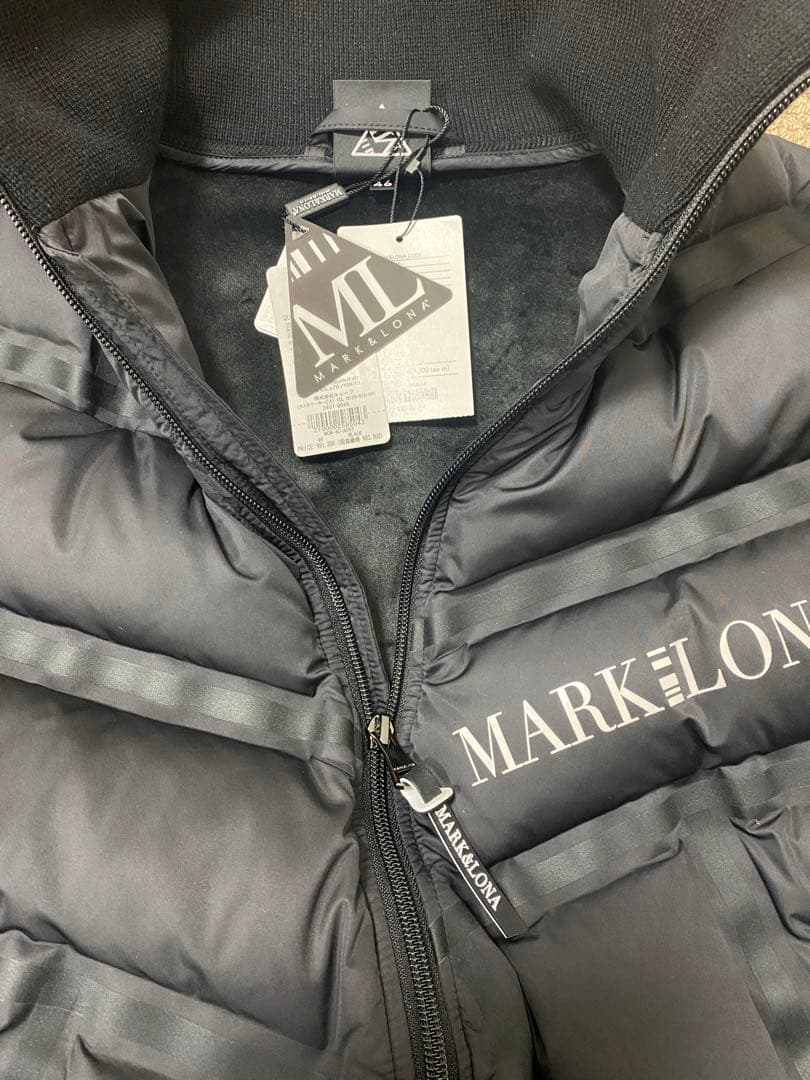 マークアンドロナ MARKALONA ダウンジャケット ブラック