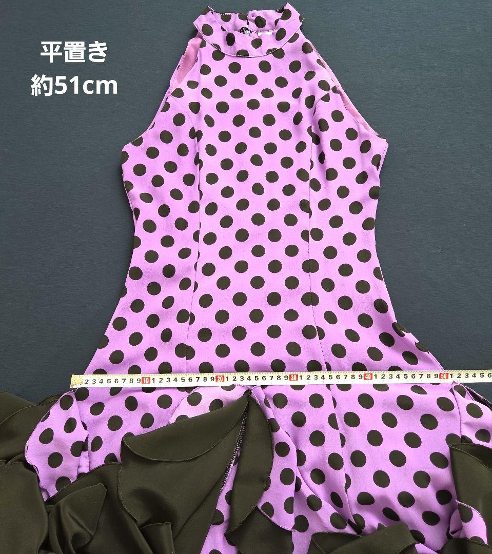 フラメンコドレス 紫と黒の水玉模様