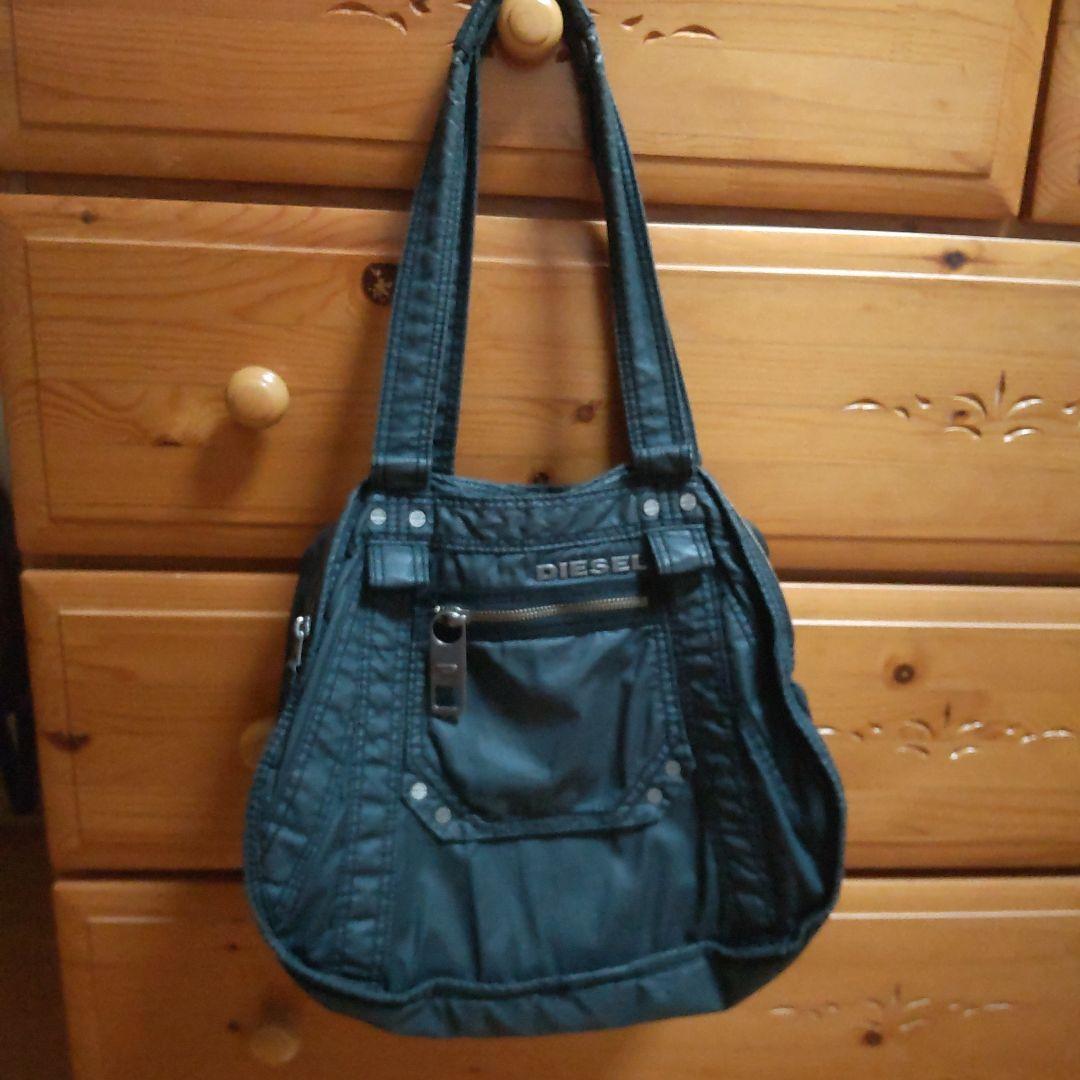 ディーゼルDIESELバッグ　Y2Kメタルロゴ