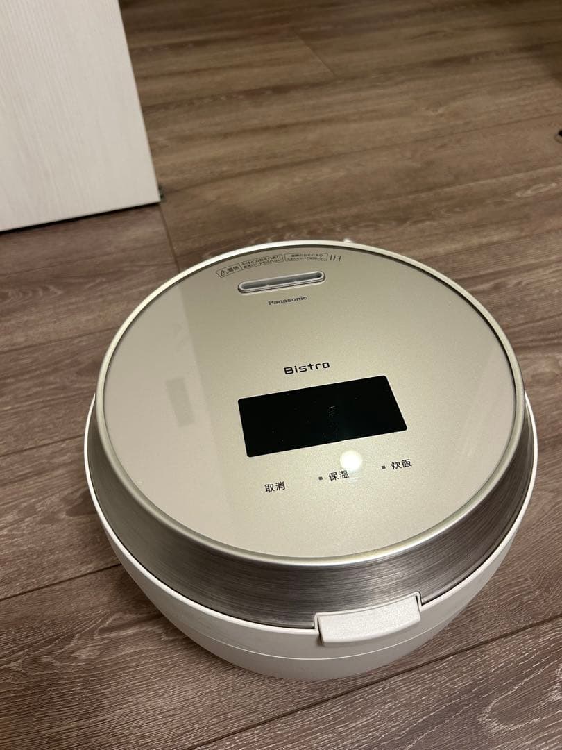 ジャンク品　Panasonic SR-V10BA-HJ可変圧力IHジャー炊飯器
