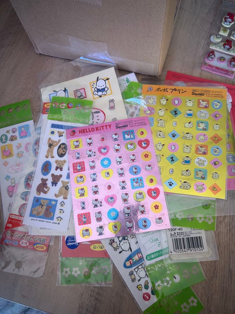 サンリオ色々　ハローキティ ポチャッコ シールセット 多数