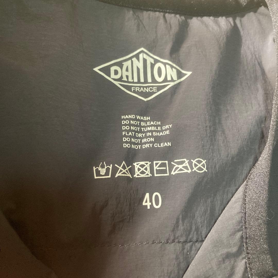 【美品】DANTON ナイロンストレッチタフタ イン サレーション ベスト40