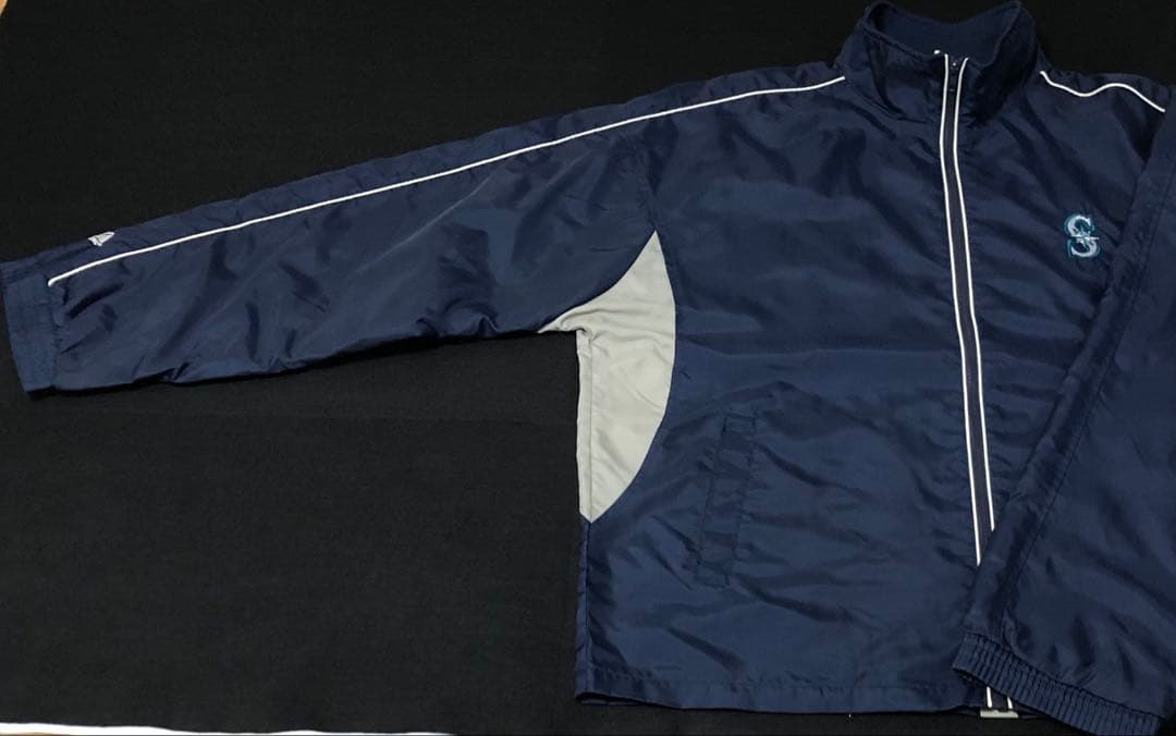 MLB シアトルマリナーズ　マジェスティック　ナイロンジャケット　スタジャン