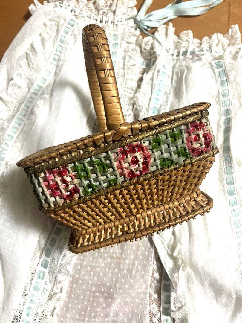 小さめ　アンティーク　フランス　ローズ　パニエ バスケット