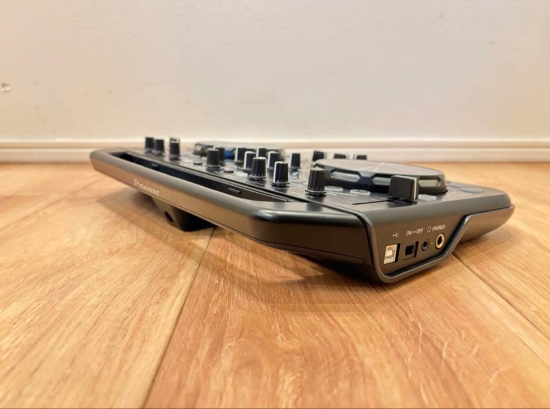 Pioneer DDJ-WeGo2 DJコントローラー