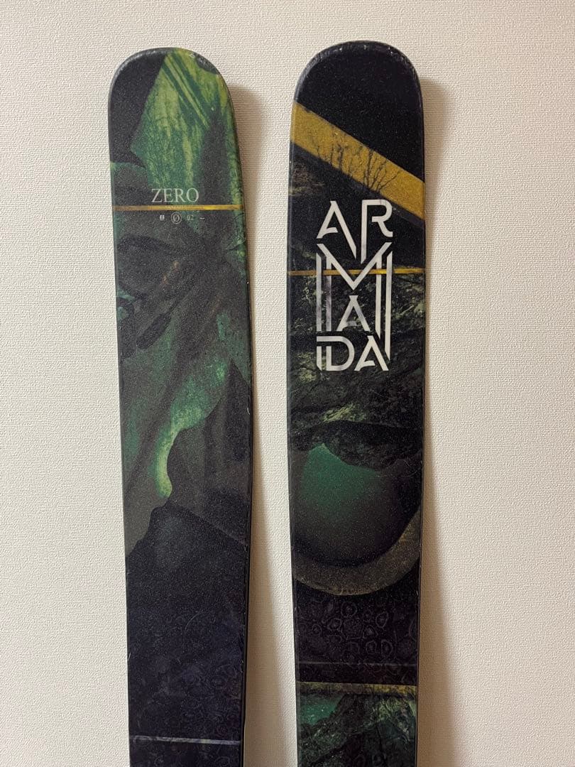 ARMADA ZERO スキー ビンディング付属