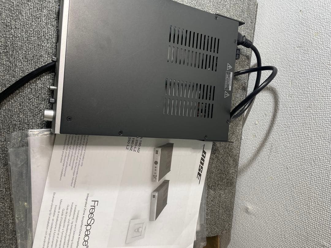 BOSE FreeSpace IZA250-LZ アンプ