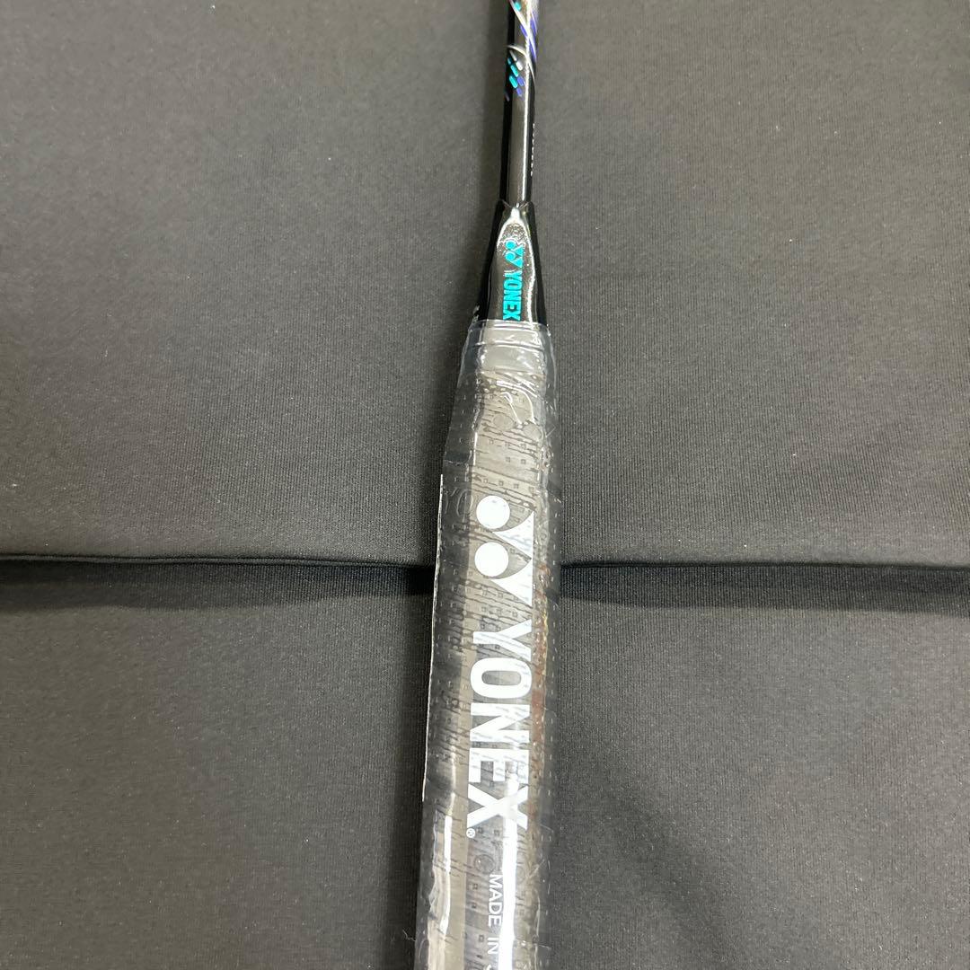 4ug6 アストロクス88Sプロ　新品未使用　ヨネックス　バドミントン