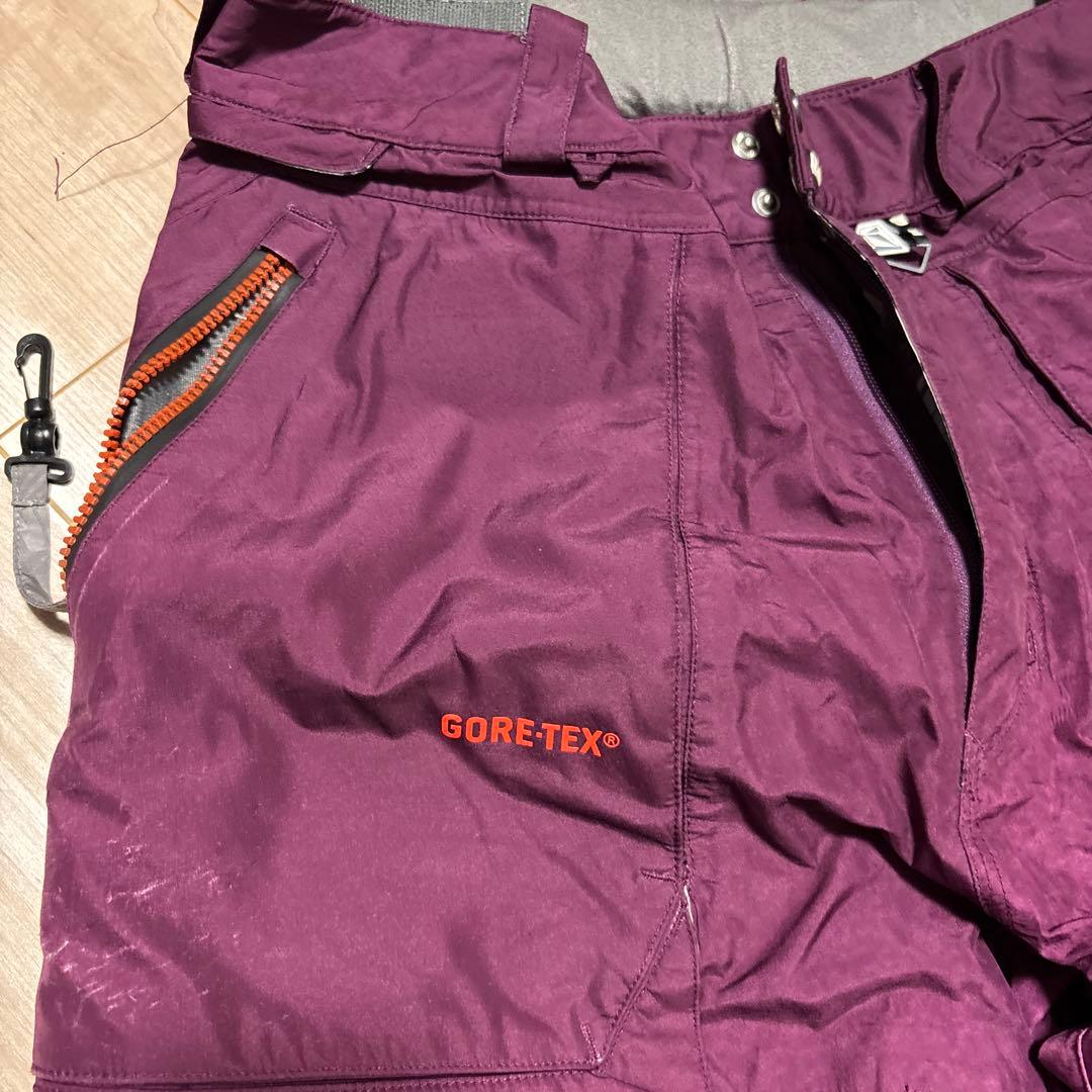 ボルコムvolcom GORE-TEX スノーボード　OMEGA パンツメンズM