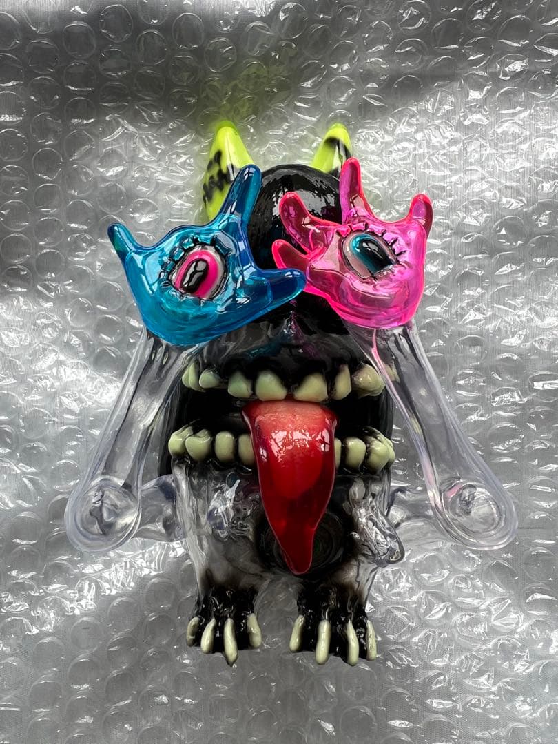 ★新品・送料込★BUGるちゃん クリスタル 蓄光 ソフビ フィギュア TTF限定