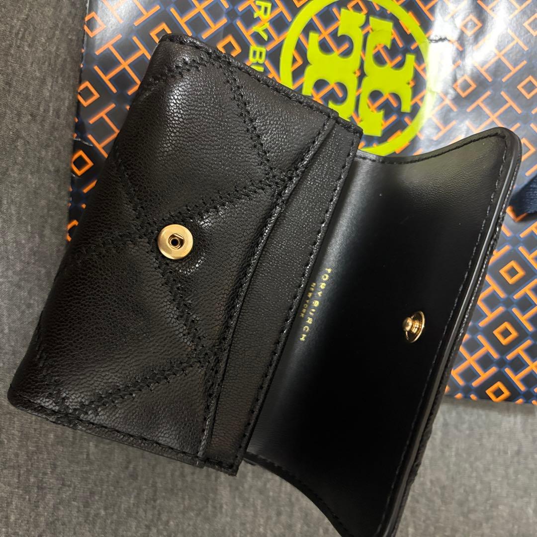 【新品未使用】ToryBurch トリーバーチ　キルティング カードケース