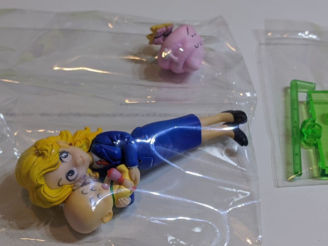 Kidslogic Dr.スランプ アラレちゃん フィギュアセット