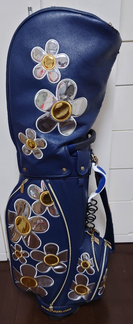 ★ねねかか★【中古品】ウィンウィン　ネイビー ✕花柄 　キャディバッグ