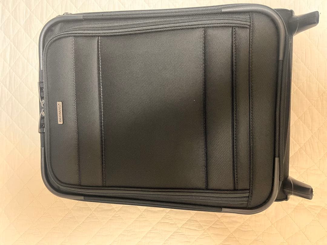 BERMAS製中型キャリーカート